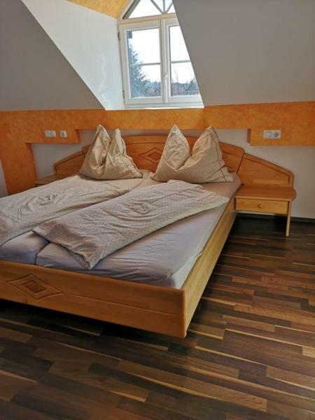 Vronis-Apartment Stephanshart ภายนอก รูปภาพ